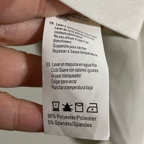 F21 CROPPED BLAZER - Picture 2 of 4